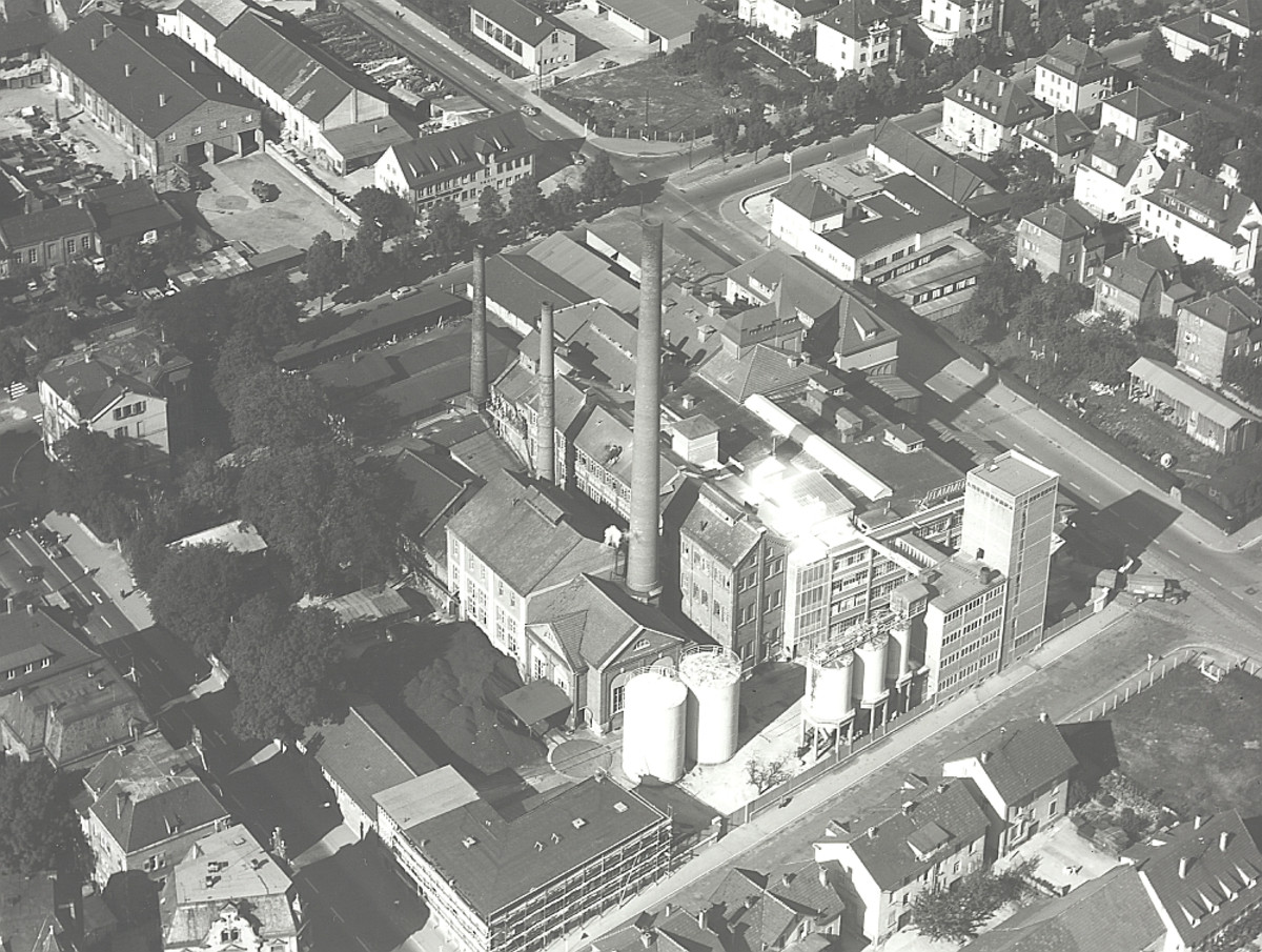 Das Betriebsgelände der Flammer Seifenwerke; 1957 (Stadtarchiv Heilbronn) Das Betriebsgelände der Flammer Seifenwerke; 1957
(Stadtarchiv Heilbronn)
