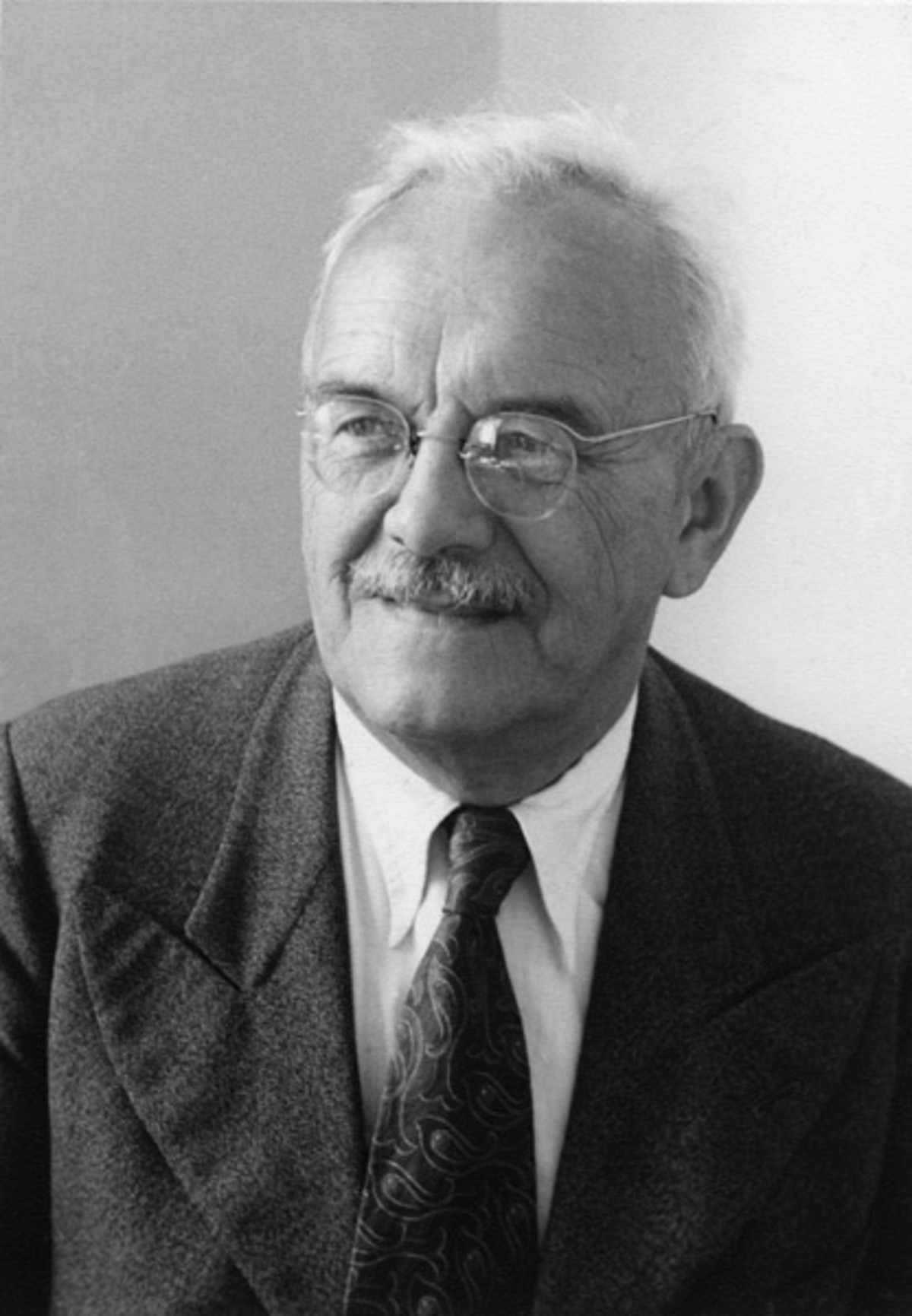 Paul H. Distelbarth (1879-1963) (Stadtarchiv Heilbronn) Paul H. Distelbarth (1879-1963)
(Stadtarchiv Heilbronn)