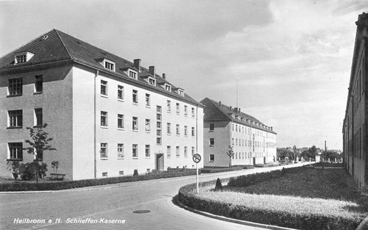 Die Schlieffenkaserne; um 1940 (Stadtarchiv Heilbronn) Die Schlieffenkaserne; um 1940
(Stadtarchiv Heilbronn)