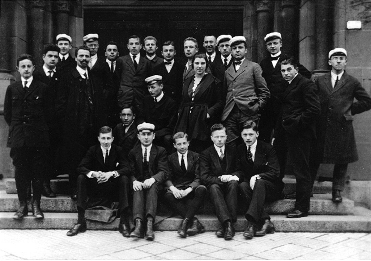 Trude Victor war das einzige Mädchen in der Abiturklasse des Heilbronner Realgymnasiums 1922. (Stadtarchiv Heilbronn) Trude Victor war das einzige Mädchen in der Abiturklasse des Heilbronner Realgymnasiums 1922 (Stadtarchiv Heilbronn)
