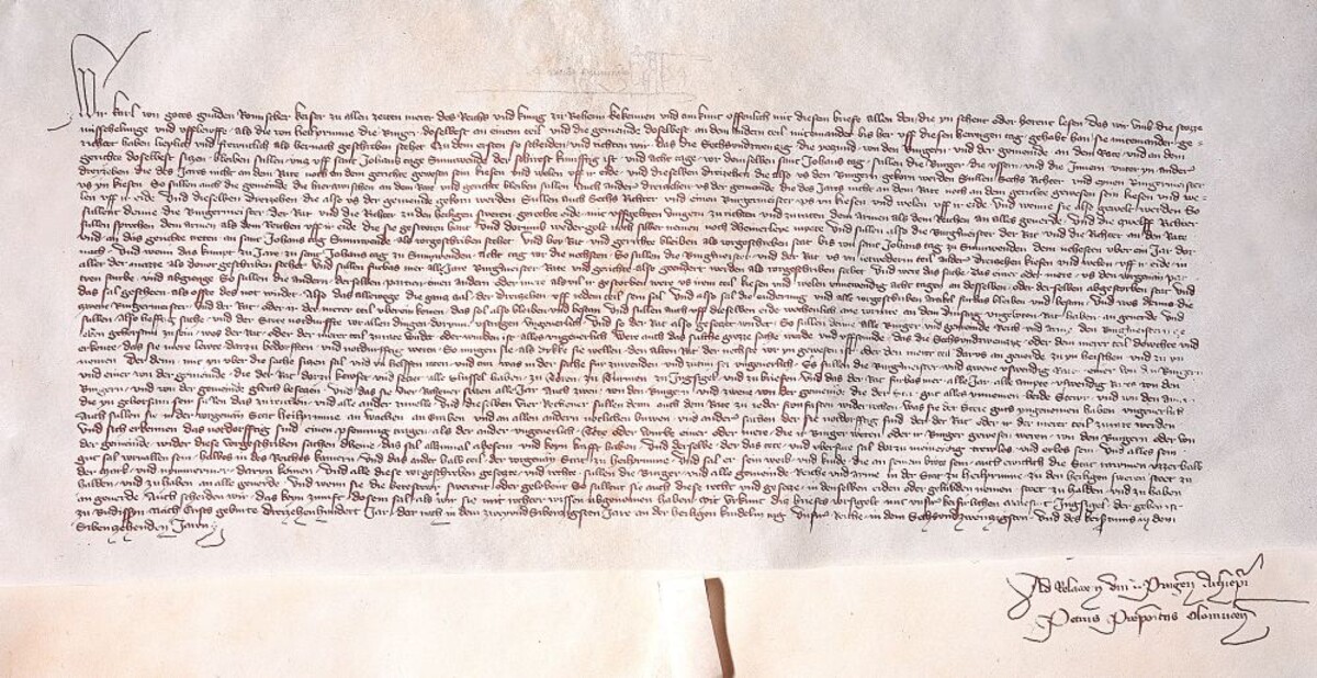 Kaiser Karl IV. verleiht Heilbronn eine neue Verfassung; 1371 (Hauptstaatsarchiv Stuttgart H 51 U 780) Kaiser Karl IV. verleiht Heilbronn eine neue Verfassung; 1371
(Hauptstaatsarchiv Stuttgart H 51 U 780)