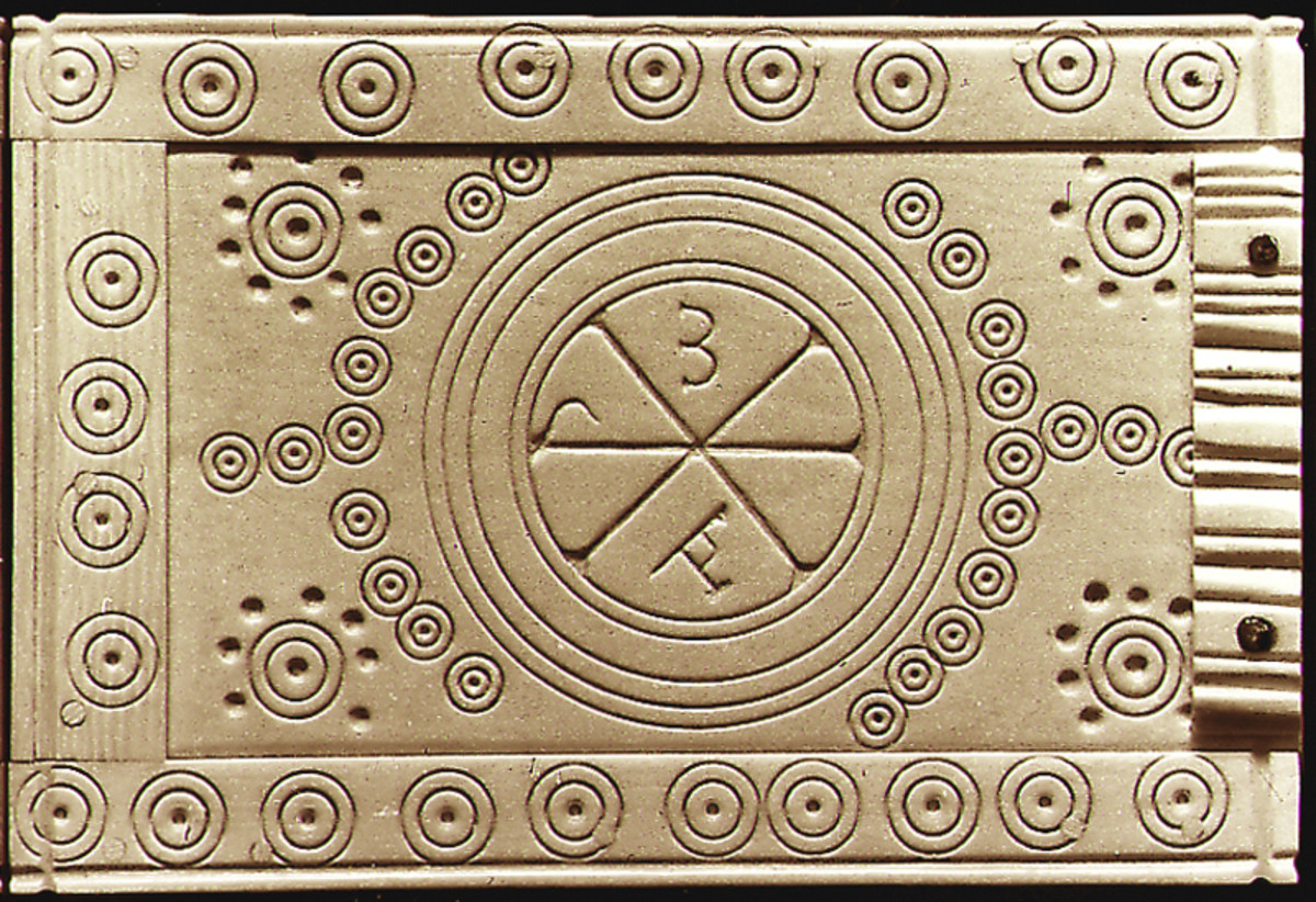 Beinkästchen vom Rosenberg; 5./6. Jh. (Städtische Museen Heilbronn) Beinkästchen vom Rosenberg; 5./6. Jh.
(Städtische Museen Heilbronn)