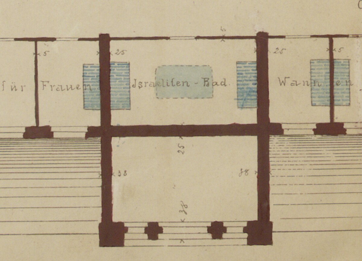 Das im Oktober 1892 eröffnete Heilbronner Stadtbad verfügte auch über ein israelitisches Ritualbad. Es befand sich bei den Wannenbädern im ersten Stock (Stadtarchiv Heilbronn) Das im Oktober 1892 eröffnete Heilbronner Stadtbad verfügte auch über ein israelitisches Ritualbad. Es befand sich bei den Wannenbädern im ersten Stock
(Stadtarchiv Heilbronn)