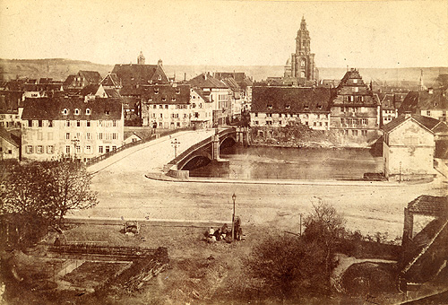 Blick auf die neue Neckarbrücke, rechts ist noch die alte Brücke zu erkennen; 1867 
Foto von Ludwig Hartmann
(Stadtarchiv Heilbronn)