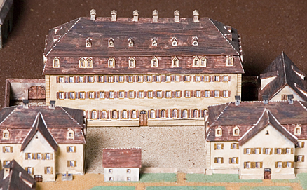 Das Waisenhaus vor den Toren der Stadt; um 1800. Detail aus dem großen Stadtmodell (Foto: Stadtarchiv Heilbronn)